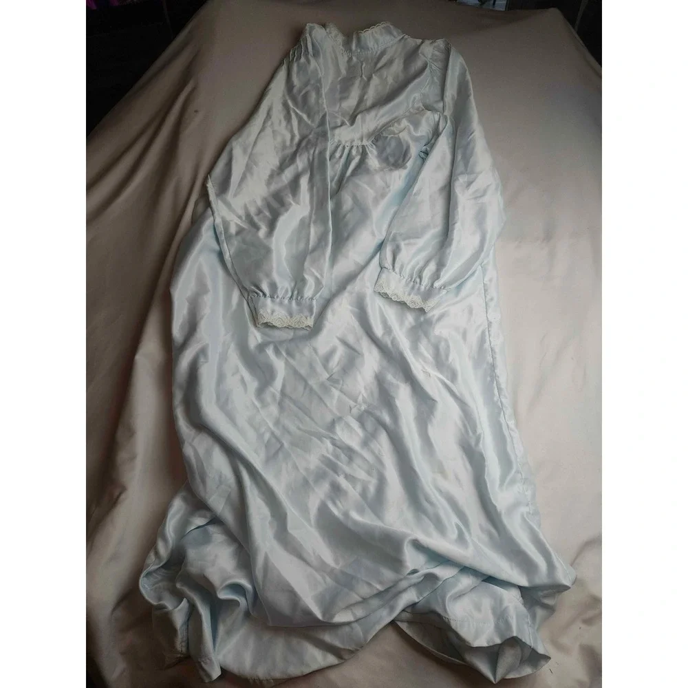 Vintage Barbizon Light Blue Satin Nightgown Lace Floral Embroidery Long Sleeve M